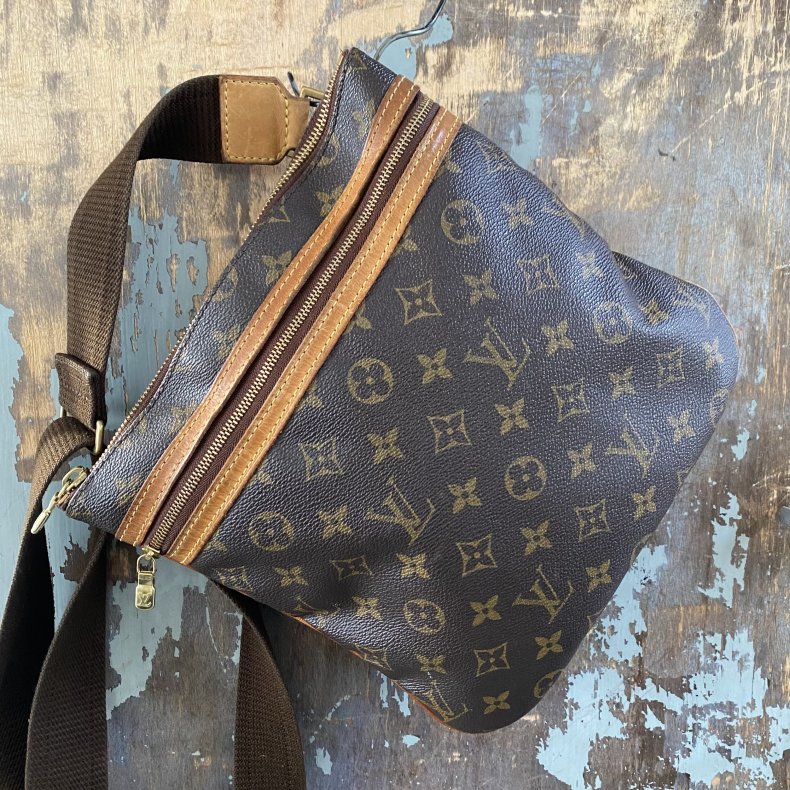 SOLGT Louis Vuitton cross body 